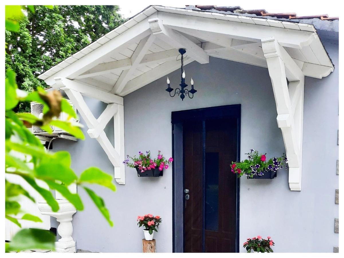 La Casina Bed & Breakfast Trecasali Eksteriør bilde